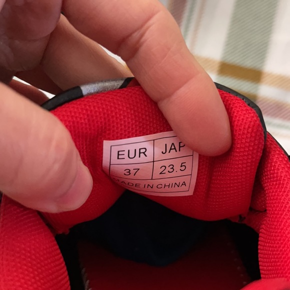 Women’s shoes, black/ red color, size 37 UK~5.5US, brand new never worn - Picture 5 of 6